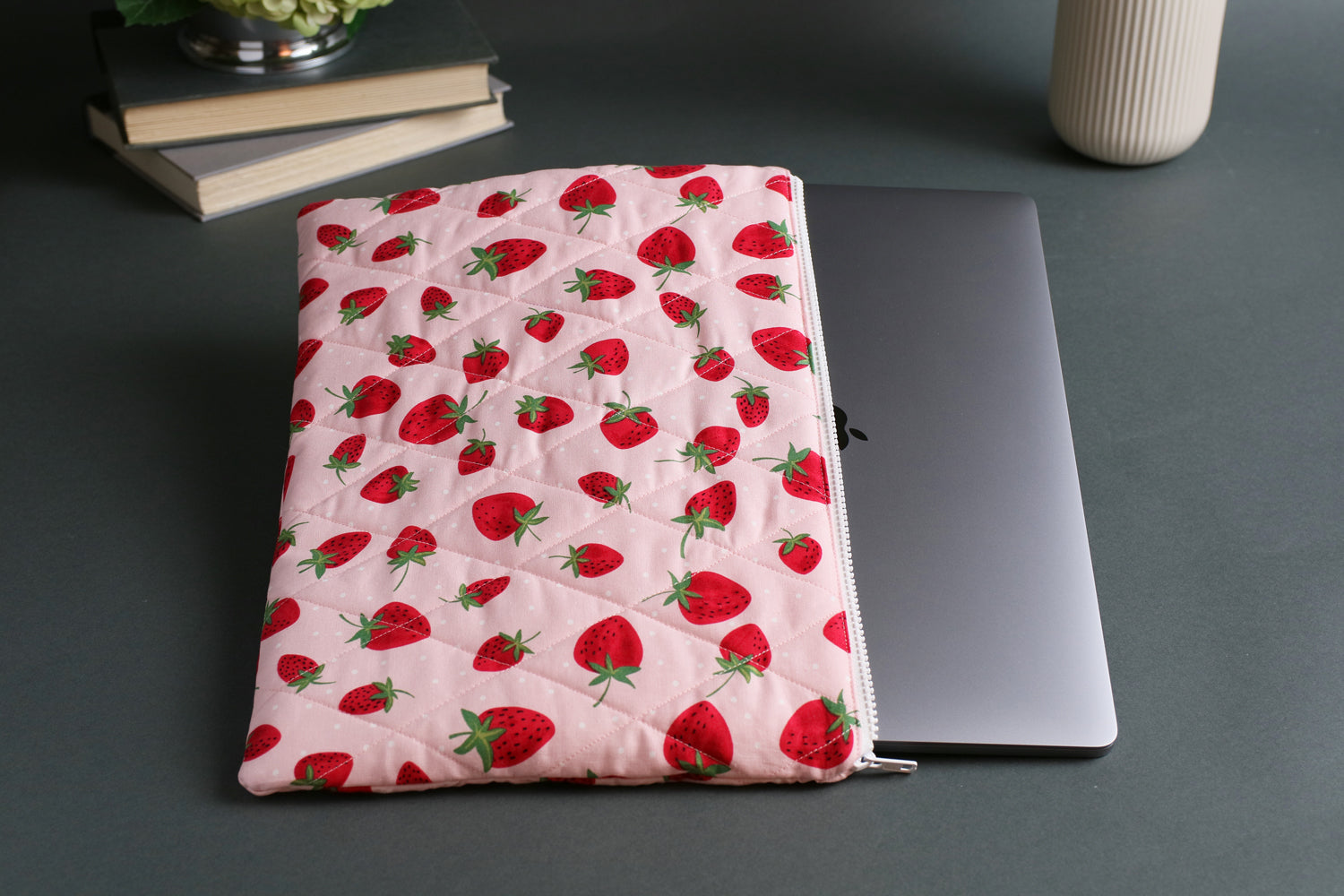 Strawberry Picnic quilted zip laptop sleeve!